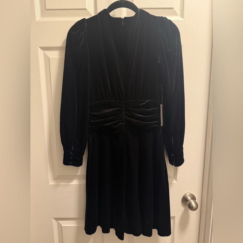 Vince Camuto - Velvet Twist-Front Dress - NWT - Size 6 - Picture 4 of 6